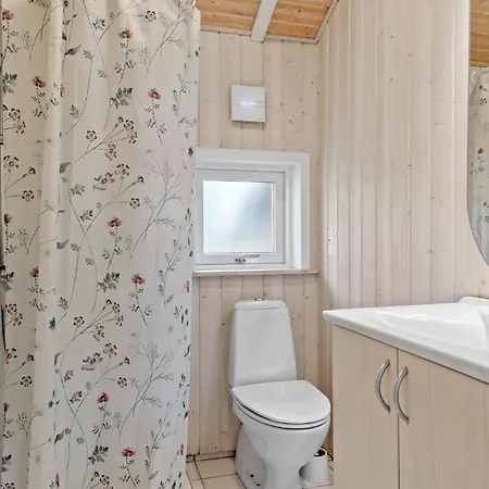 Дом отдыха Beautiful In With Sauna *