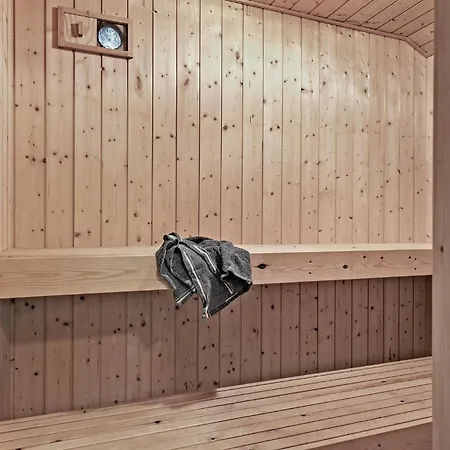Beautiful In With Sauna Holiday home